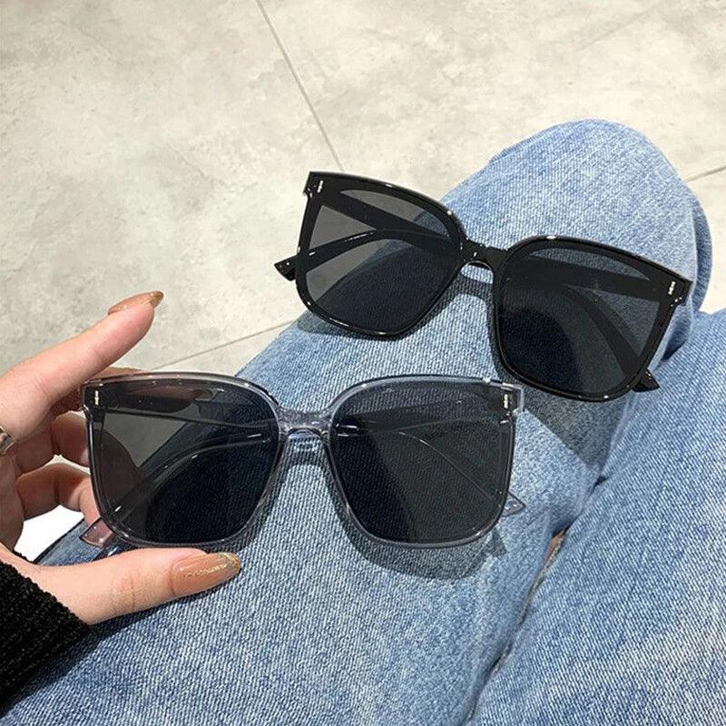 "Square sunglasses" "Oversized retro shades" "UV400 fashion eyewear"