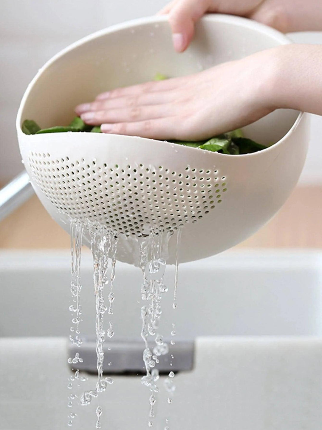 Kitchen Rice Washing Strainer: Colander Basket for Fruits & Vegetables